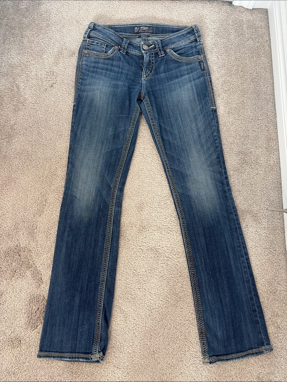Silver Suki Jeans Women’s Straight Leg Dark Blue Denim